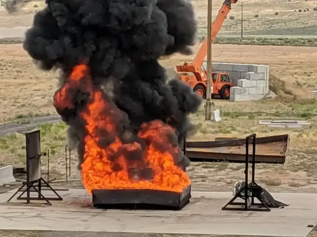 Liquid pool fire closeup