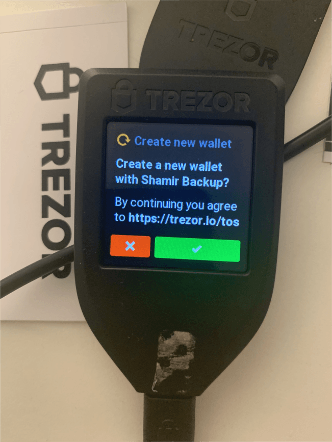 Displsy trezor model t create wallet